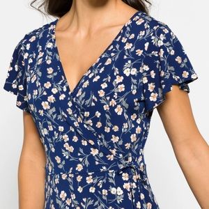 Kaileigh MIDI WRAP knit Flower Dress